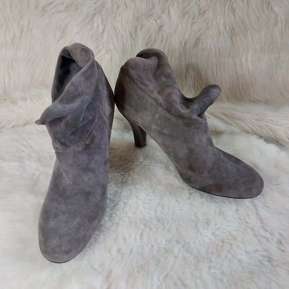Enzo Angiolini Women's Grey Suede Leather Ankle Heel Boot 7M - Picture 1 of 7